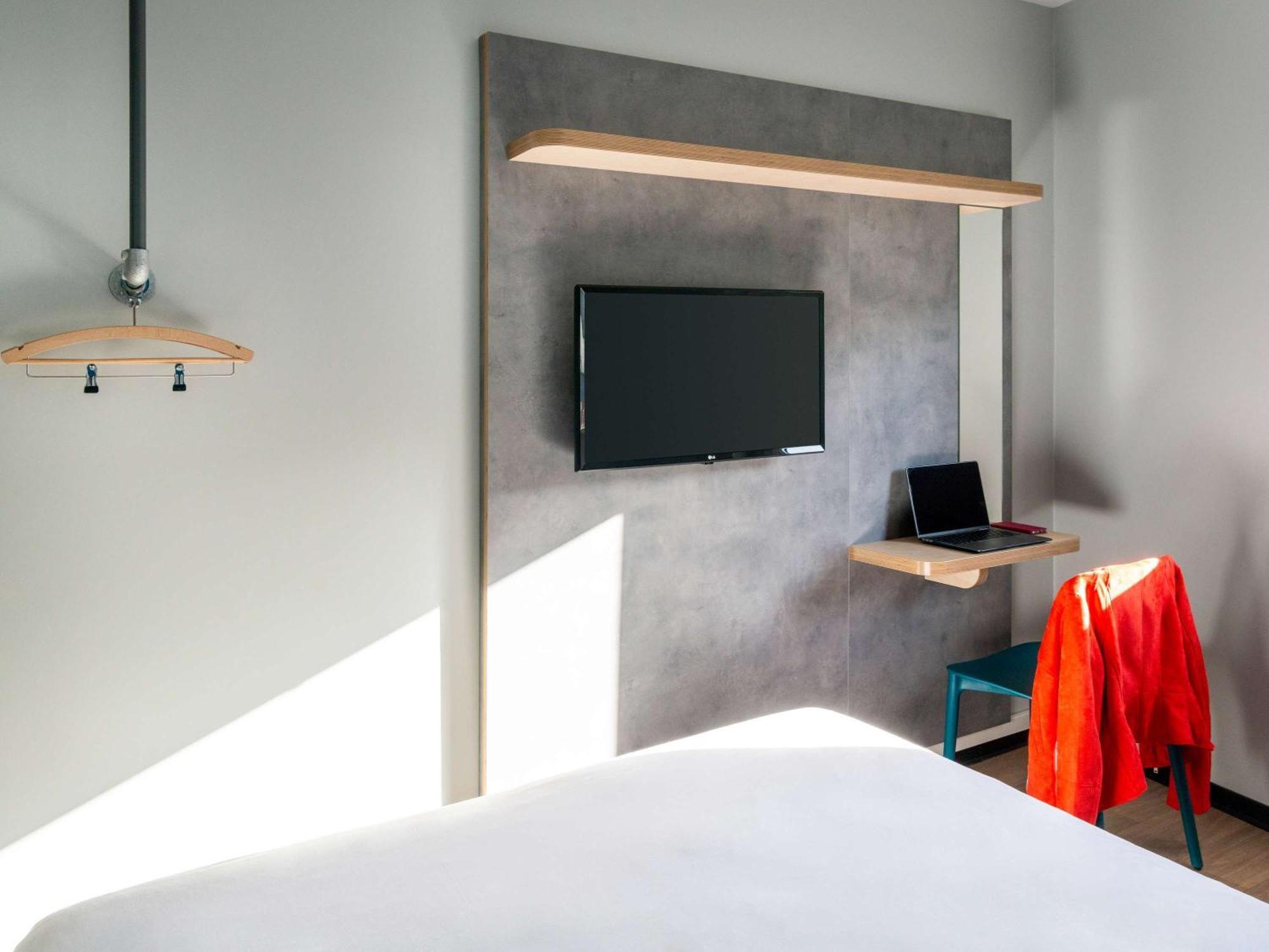 Hotel Ibis Budget เฟก็องป์ ภายนอก รูปภาพ